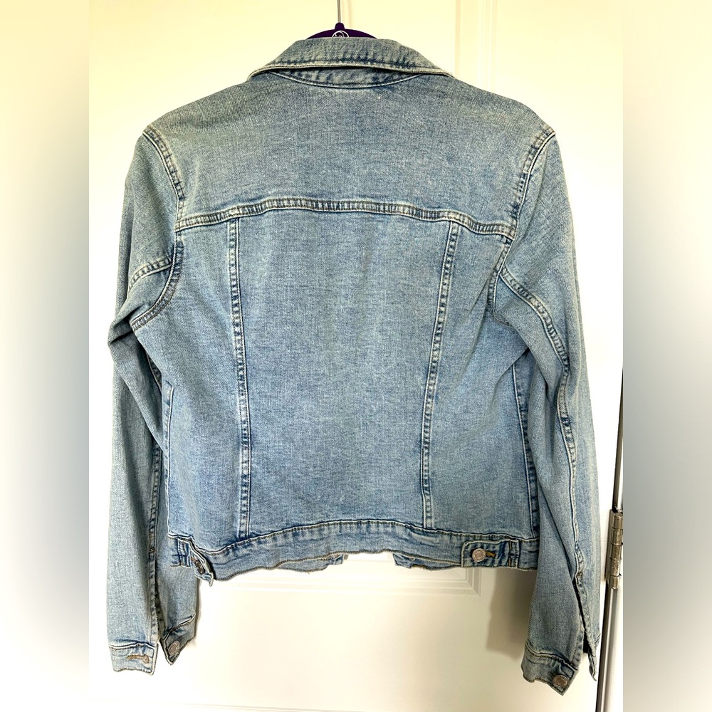 Classic Denim Jacket - Picture 4 of 5
